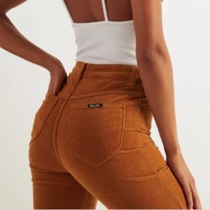 Rolla’s East Coast High Rise Flare